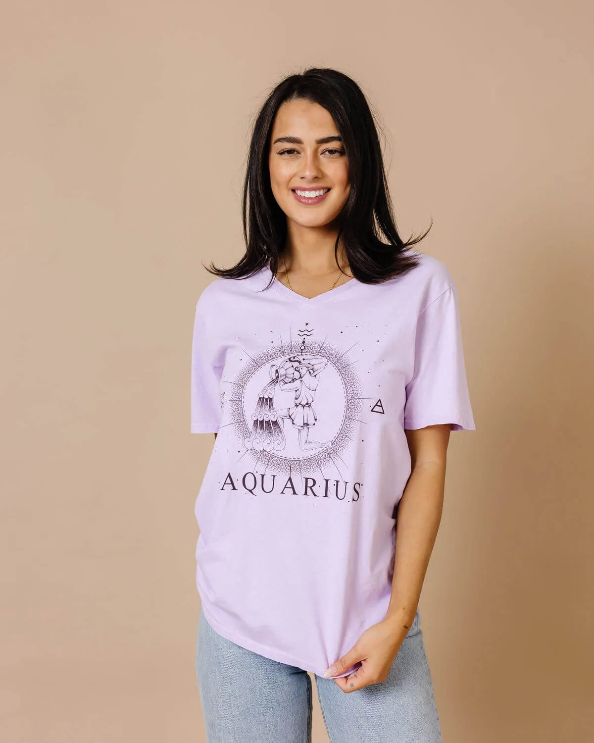 Aquarius Zodiac Graphic V-Neck T-Shirt | XS-2XL