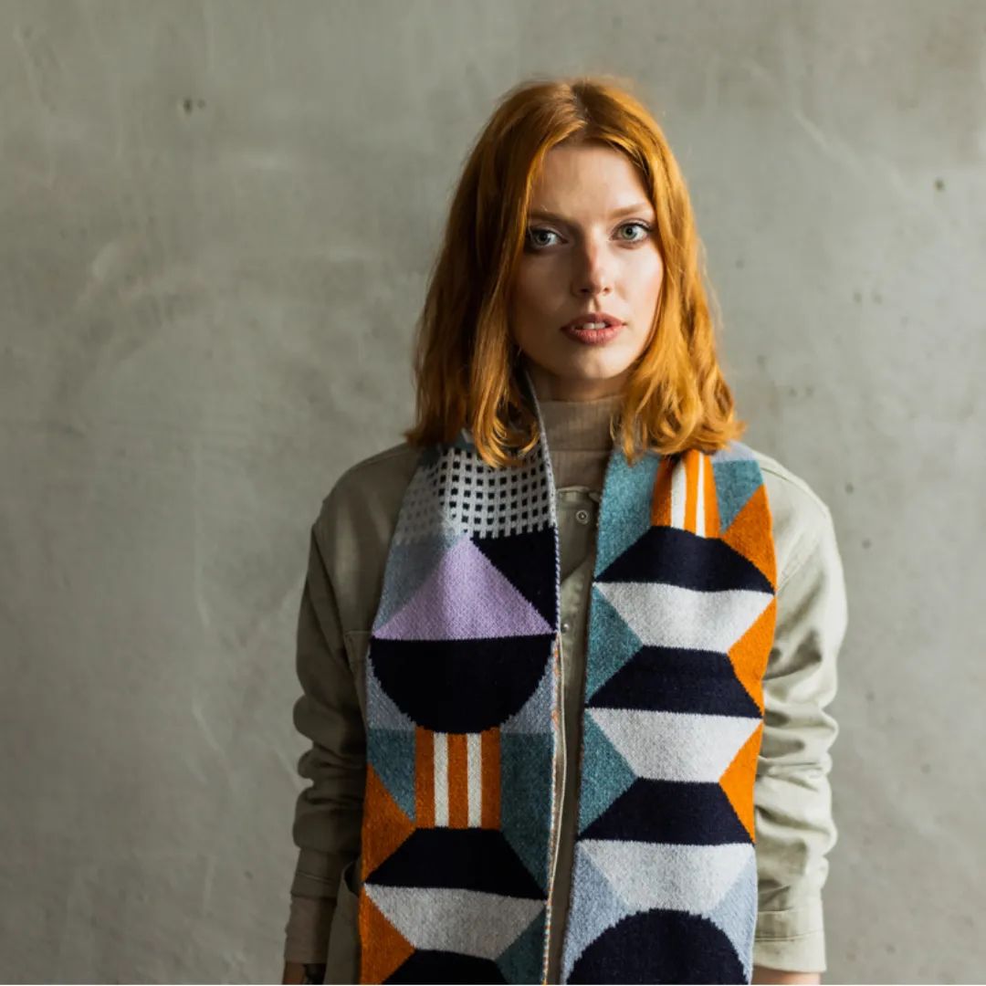 Geometrical Scarf - Playground Collection - Lichen / Rust