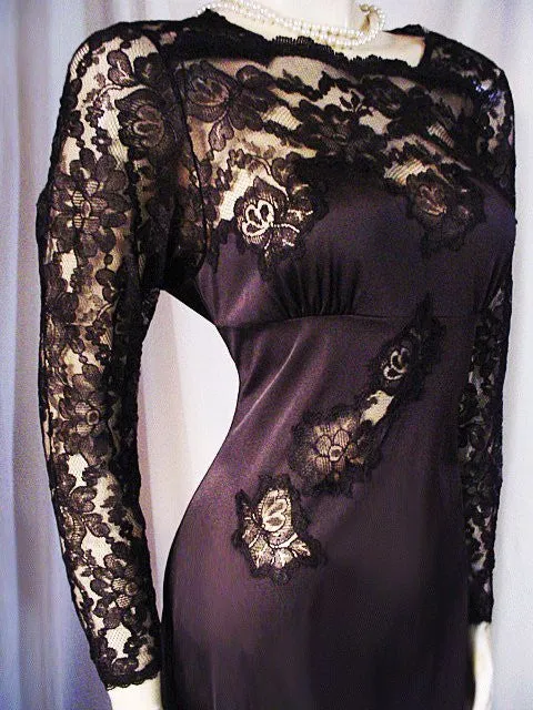 *GORGEOUS SOPHISTICATED VINTAGE HENSON KICKERNIK BLACK LACE APPLIQUE NIGHTGOWN OPEN BACK