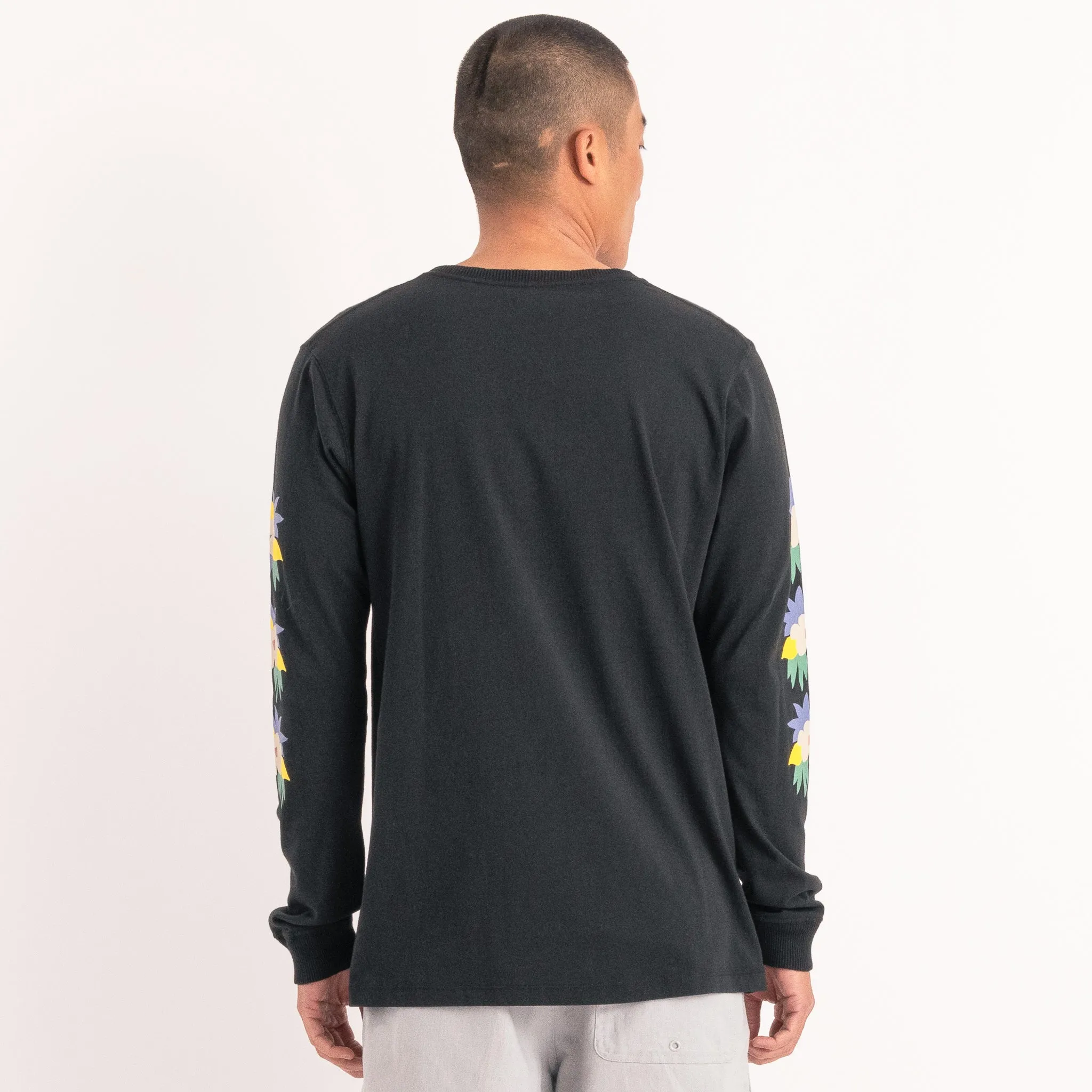 Islands L/S Tee Shirt