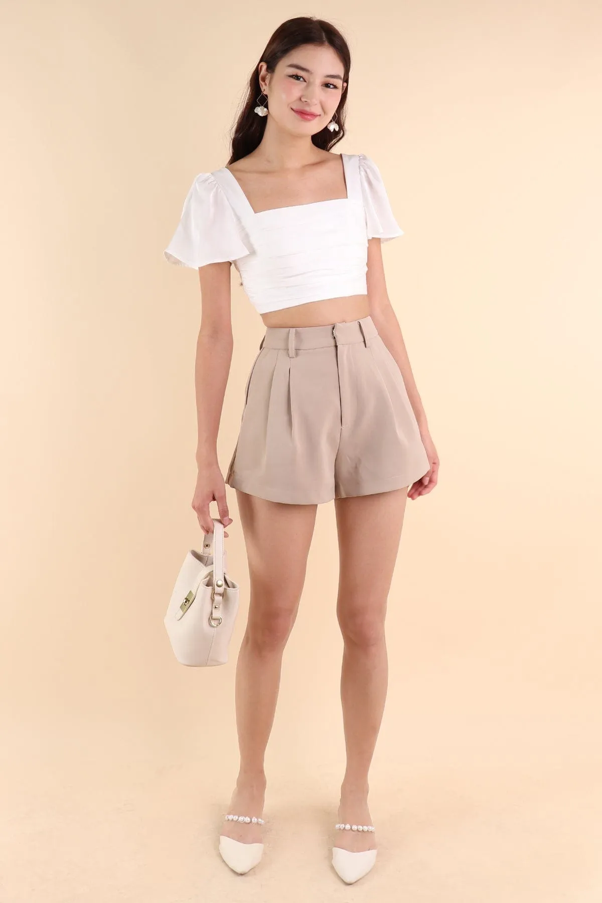 PAIGE A-LINE SHORTS IN KHAKI BEIGE