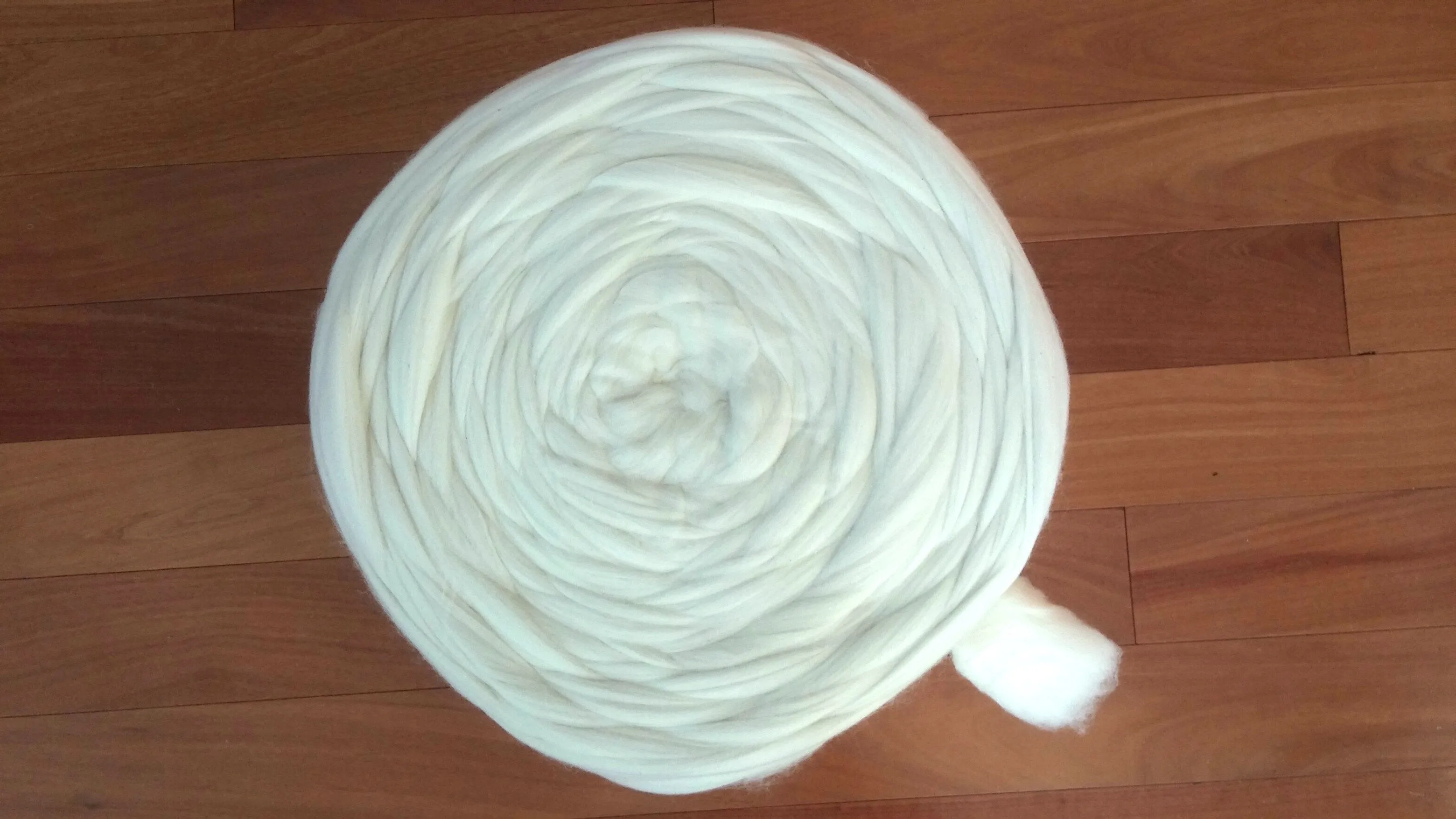 Pure White Wool Roving