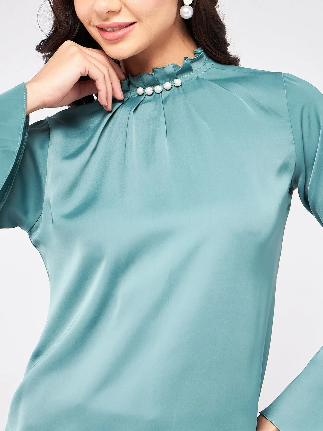 Solid Pearl Neck Top